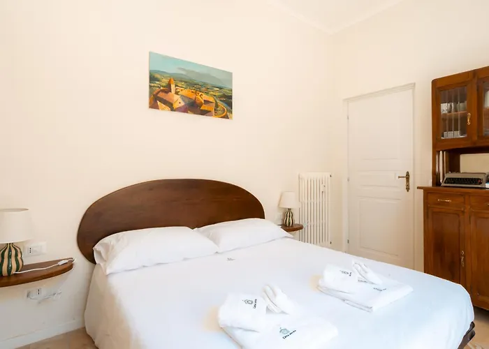 Casa - Stylish Two Bedroom In The Heart Of Trastevere