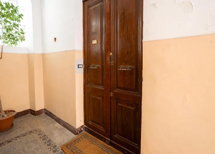 Casa - Stylish Two Bedroom In The Heart Of Trastevere Apartment Rom